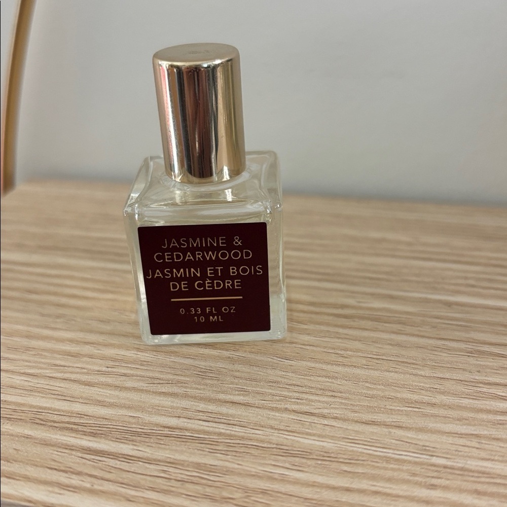 Jasmine & Cedarwood Scented Body Oil 10ml